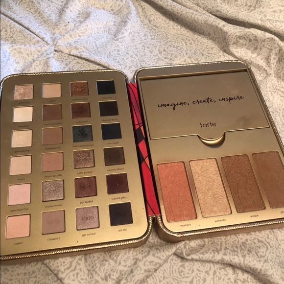 Tarte Makeup Case - Picture 2 of 4